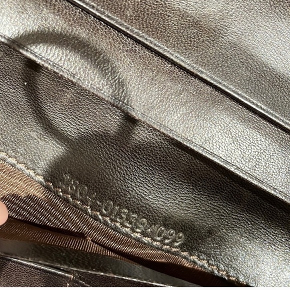 AUTH FENDI BROWN LEATHER/CANVAS  VERTICAL LINES VERY CLEAN WALLET CHAIN NOT/IN’D - Picture 6 of 9